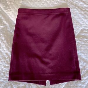 Women’s J. Crew pencil skirt size 8 in a beautiful raspberry color. Back zip.